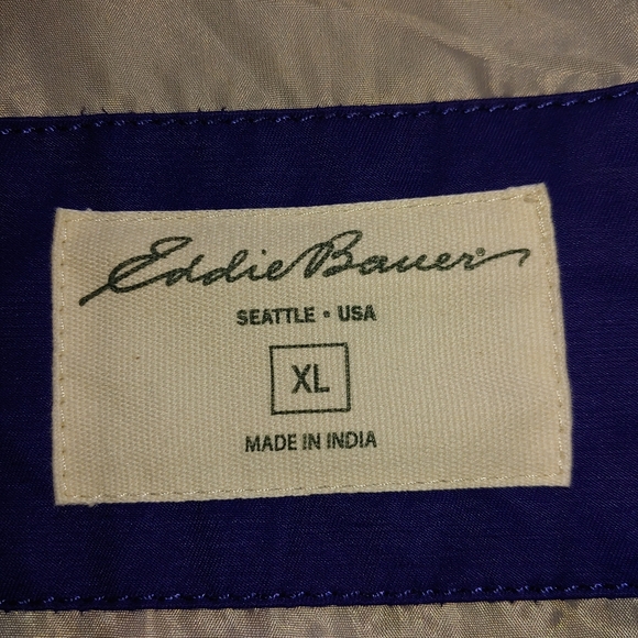 Eddie Bauer Raincoat - Picture 10 of 11